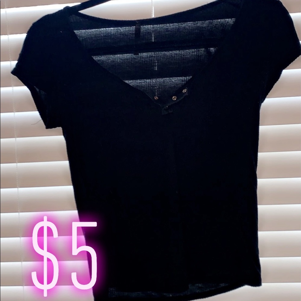 black crop top